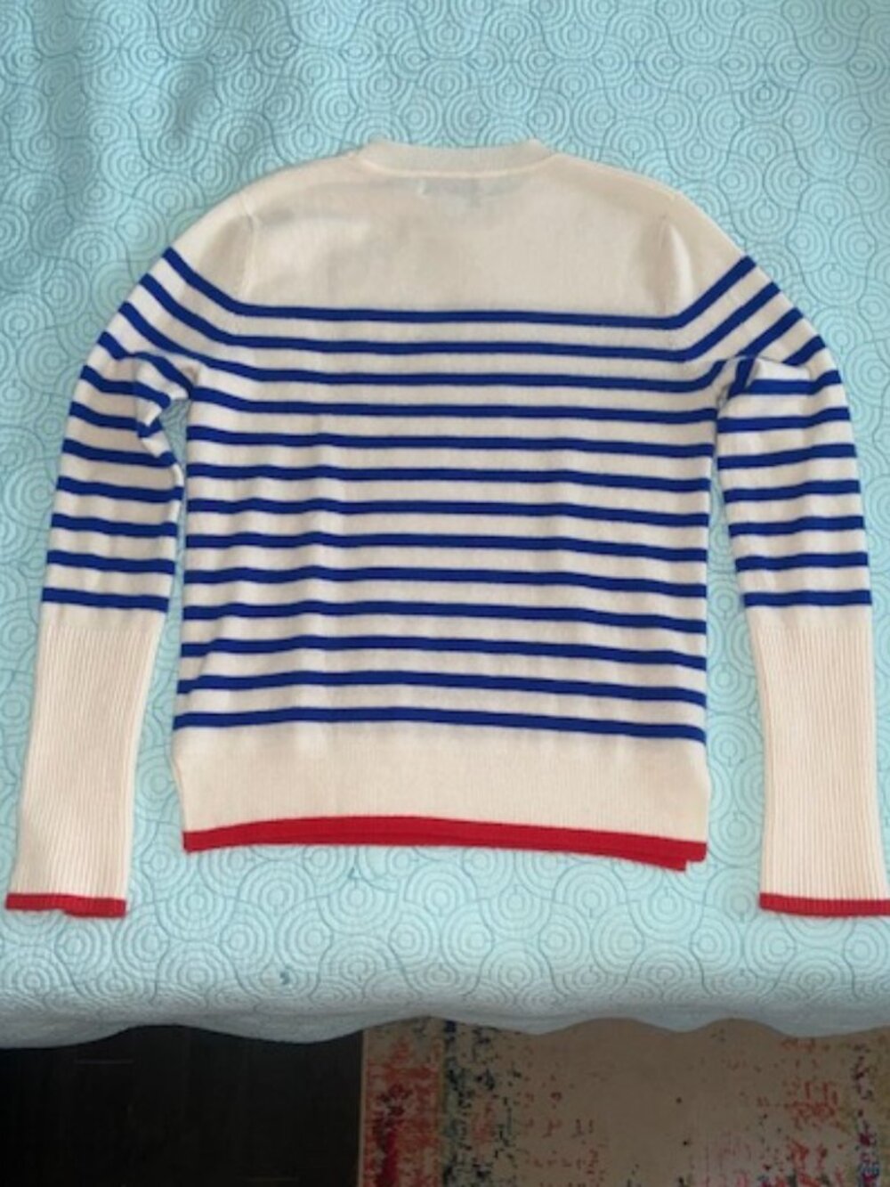 La Ligne Lean Lines 100% Cashmere Sweater in Size XS Cream, Blue & Red - Picture 8 of 9